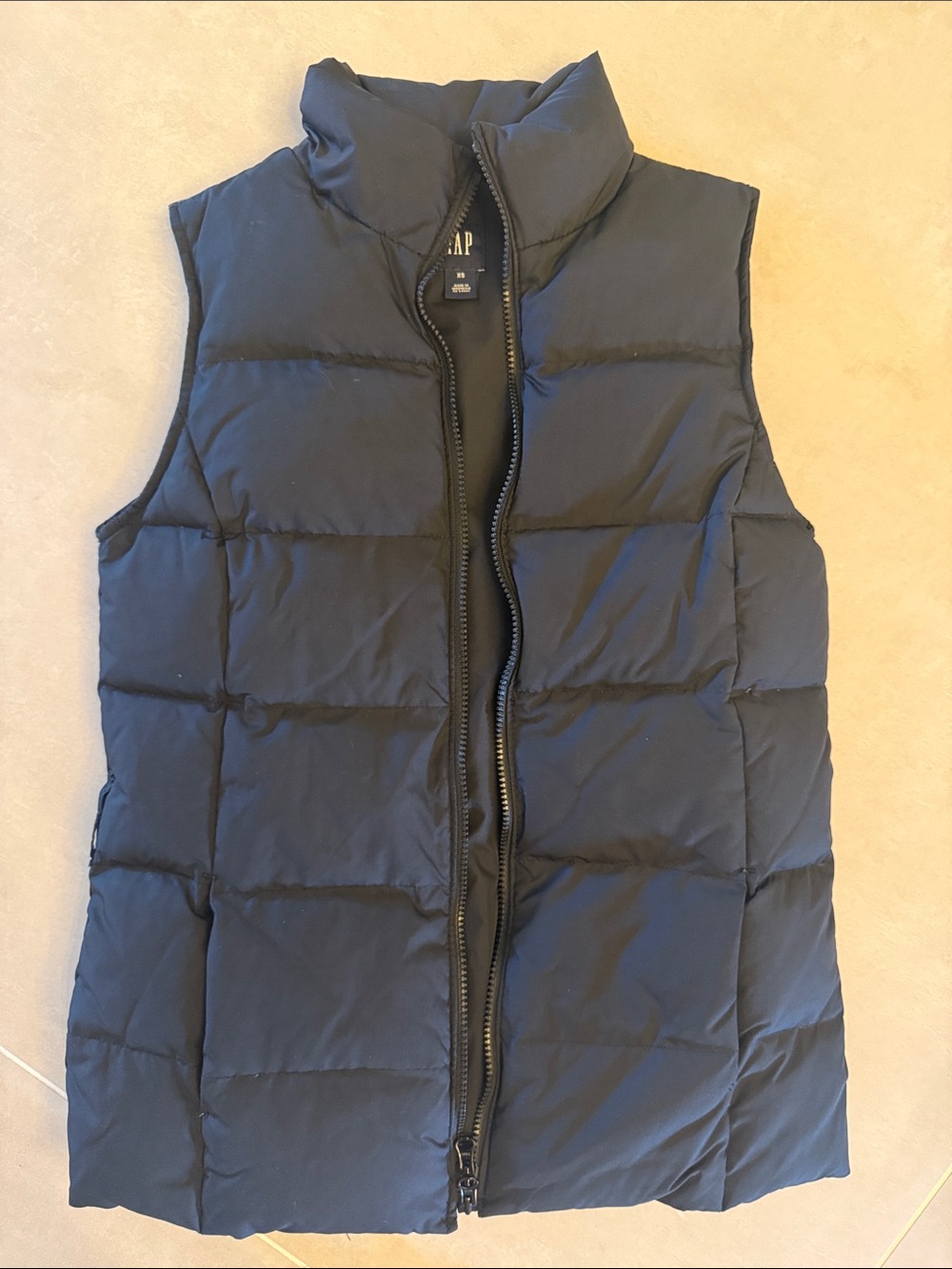 GAP Black Quilted Women's Puffer Vest